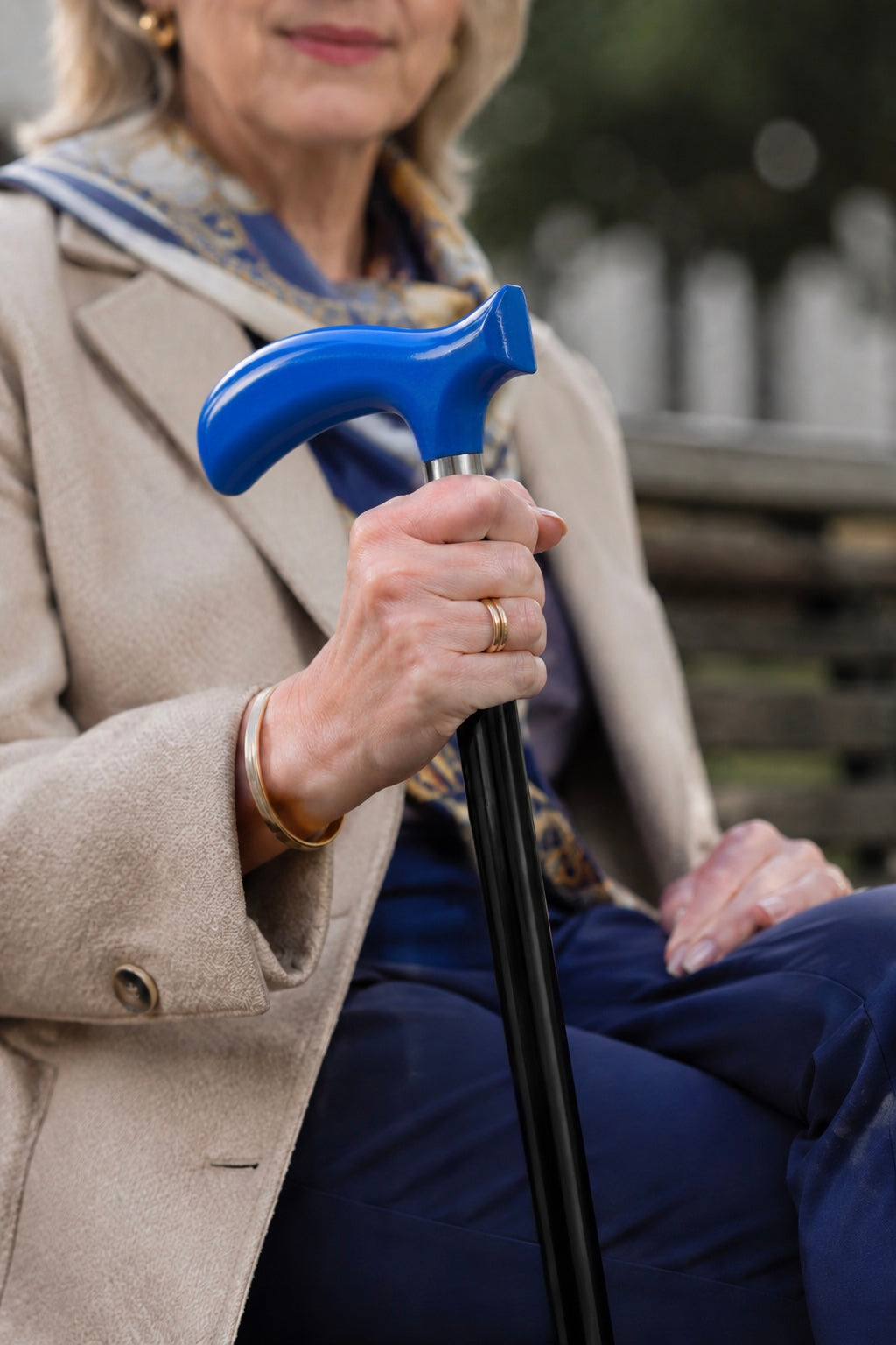 WALKING CANE