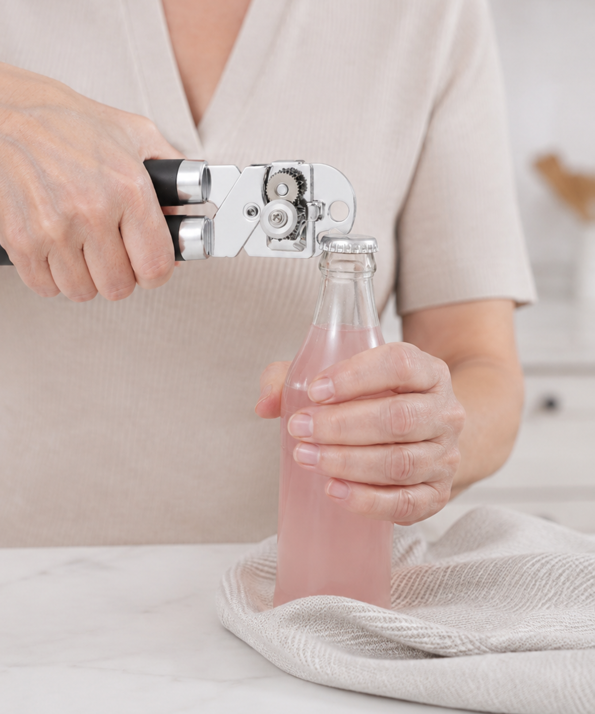 multifunctional manual can opener for kitchen